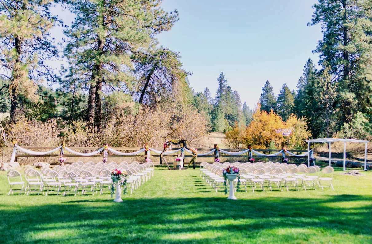 Barn wedding seating
